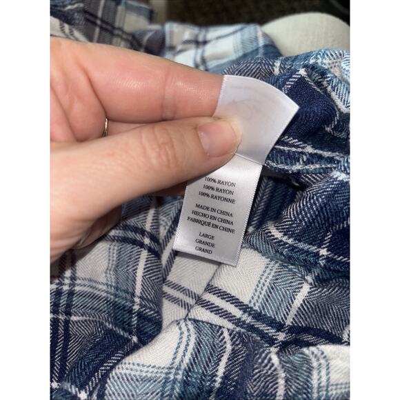 Rails Long Sleeve Button Up Top Size L - Picture 9 of 9